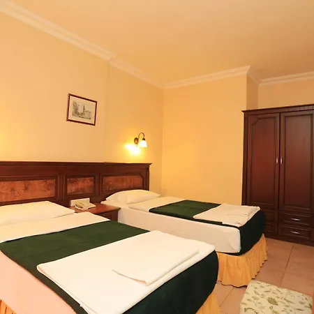 Club Amaris 3*