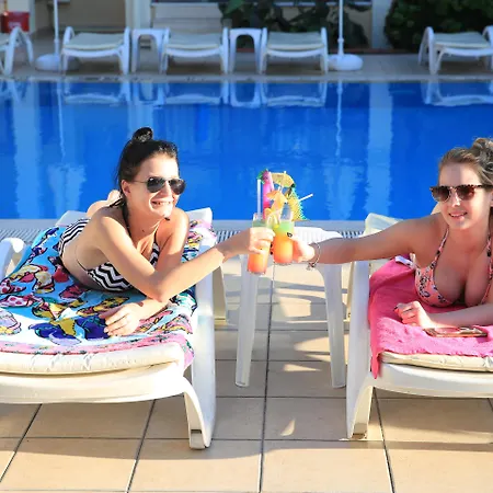 Club Amaris Aparthotel